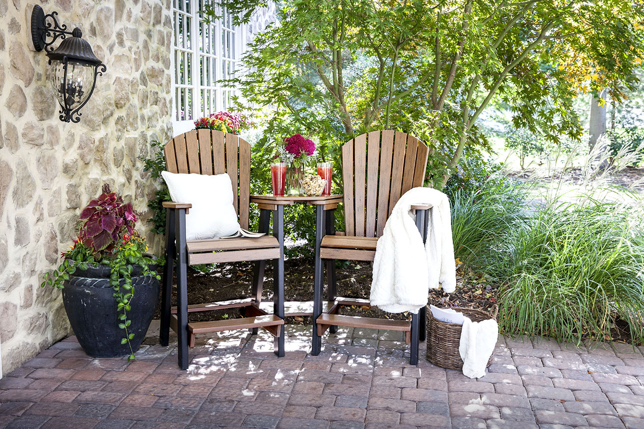 Hardscaping 101: How to Care for Metal Patio Furniture - Gardenista